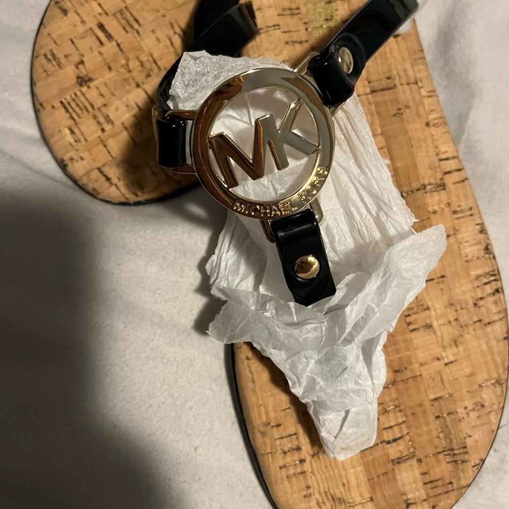 - BRAND NEW MICHEAL KORS CORK FLIP FLOPS